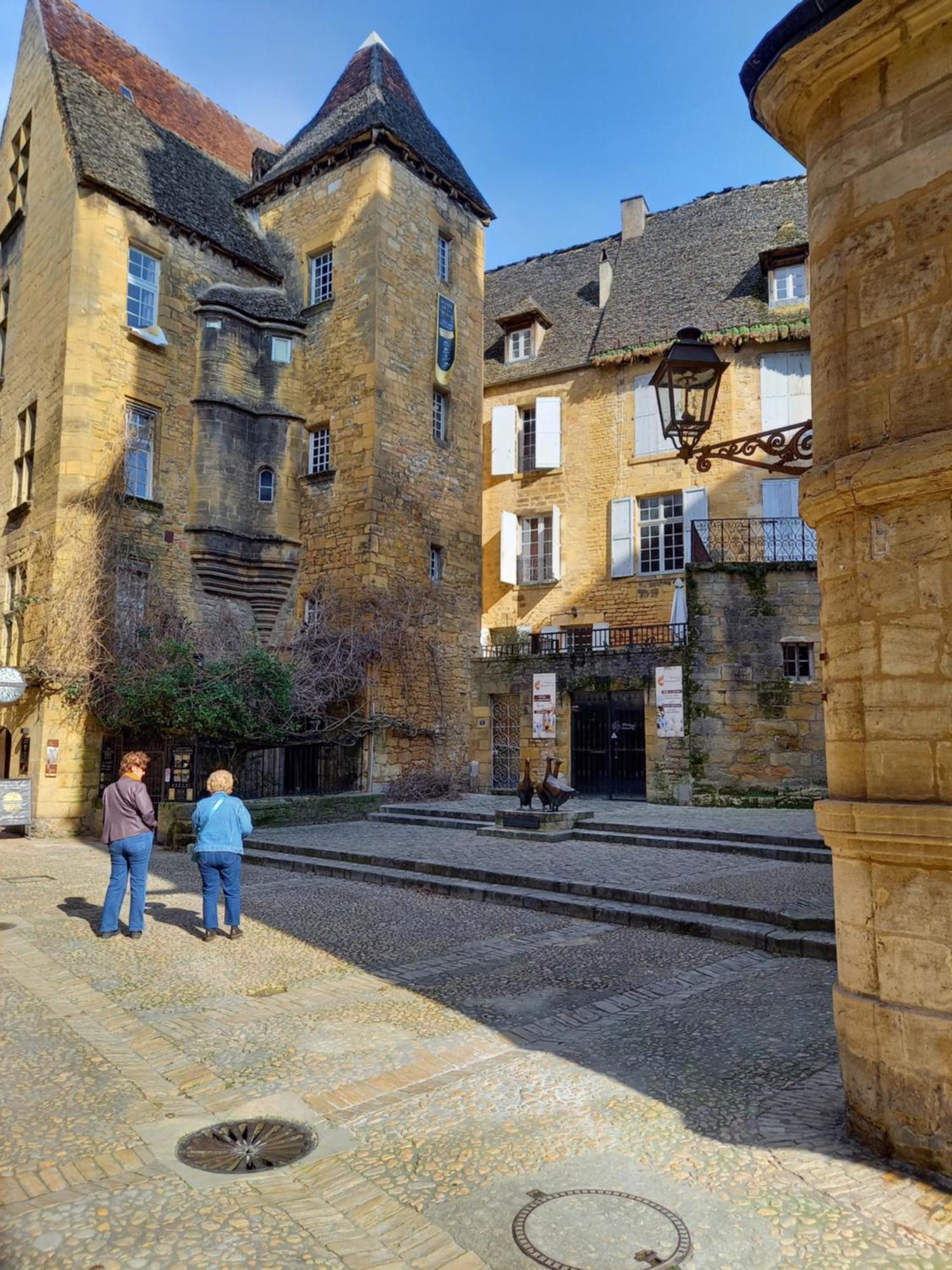 Appartement Centre Medieval Le Boudoir De Marie ซาร์ลา-ลา-กาเนดา ภายนอก รูปภาพ